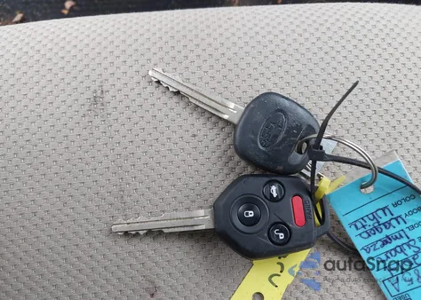 2014 Subaru Impreza 2.0I Premium из США, поврежденный, VIN JF1GPAC65E8259257